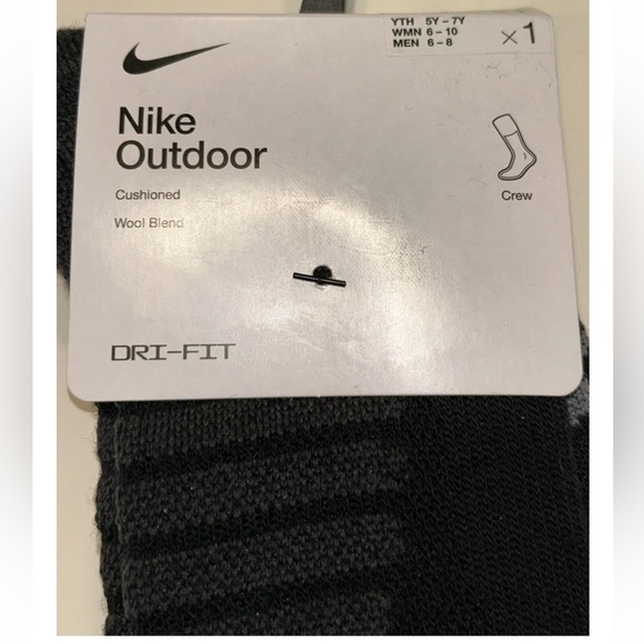Nike Outdoor Crew Socks 1 Pair Men 6-8 Wmn 6-10 Black Gray w Logo Wool Blend NEW - Picture 4 of 10